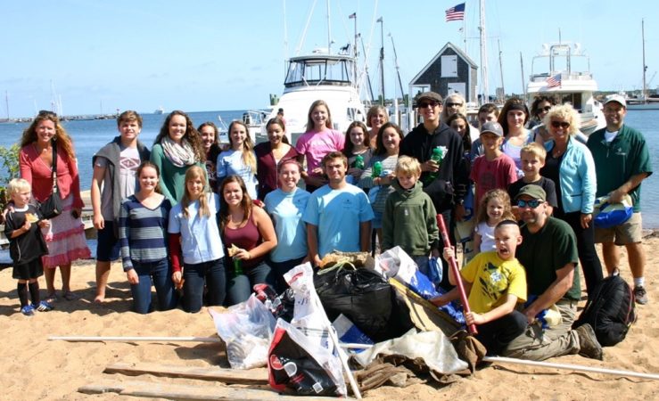 mv-beach-cleanup-group